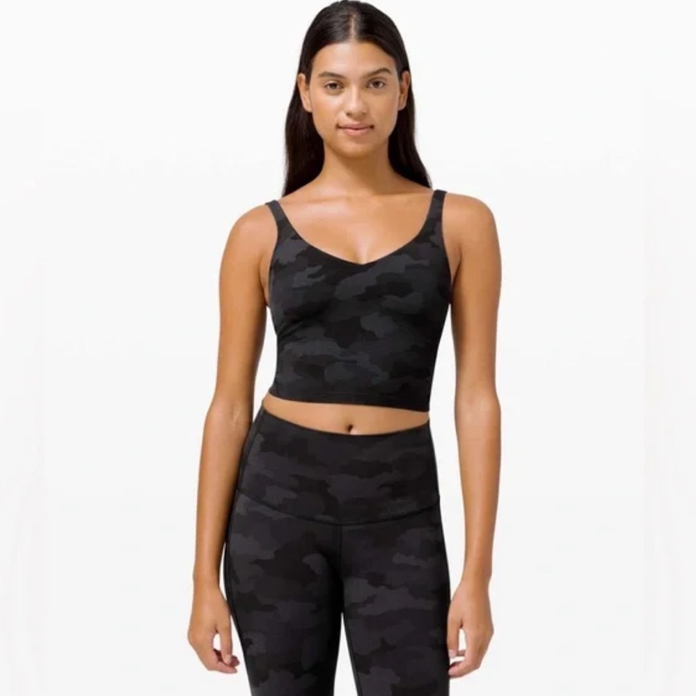 Lululemon Women's Camouflage Sports Bra Top Size 6